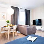 Lägenhet Ukiel Park 7 Przy Plazy Miejskiej - Klimatyzacja,free Parking,fv Olsztyn (Warmian-Masurian)